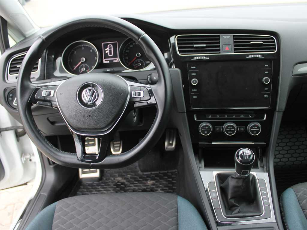 Car Volkswagen GOLF, IQ. DRIVE, 1.6 TDI 85kW, AdBlue, NAVIGATION: picture 8