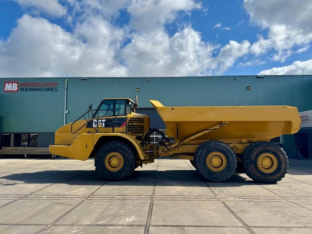 CAT 735 - Articulated dumper: picture 1 CAT 735 - Articulated dumper: picture 1