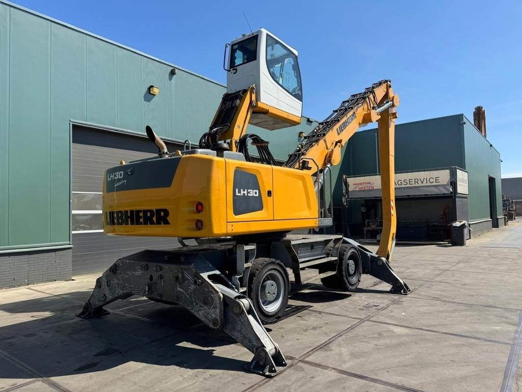 Liebherr LH 30 M - Waste/ Industry handler: picture 4 Liebherr LH 30 M - Waste/ Industry handler: picture 4