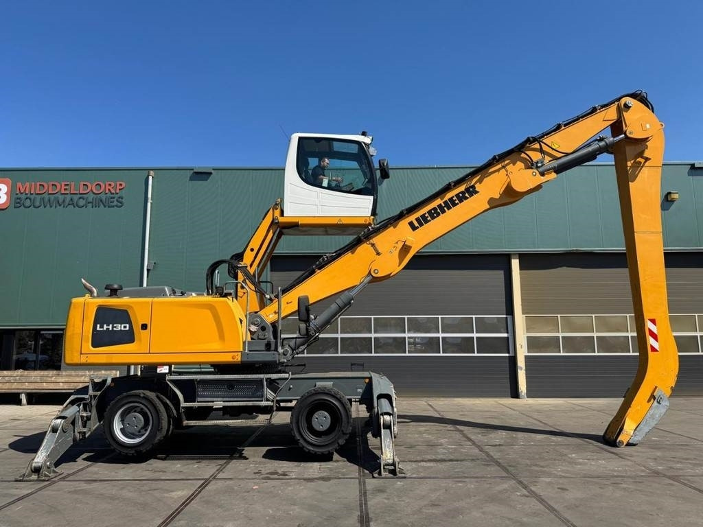 Liebherr LH 30 M - Waste/ Industry handler: picture 5 Liebherr LH 30 M - Waste/ Industry handler: picture 5