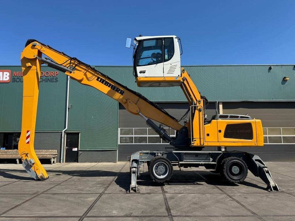 Liebherr LH 30 M - Waste/ Industry handler: picture 1 Liebherr LH 30 M - Waste/ Industry handler: picture 1