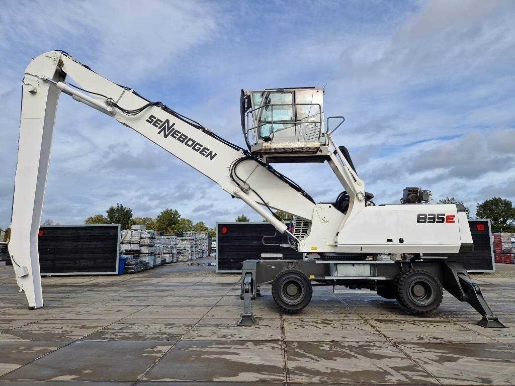 Sennebogen 835M E - Waste/ Industry handler: picture 1 Sennebogen 835M E - Waste/ Industry handler: picture 1