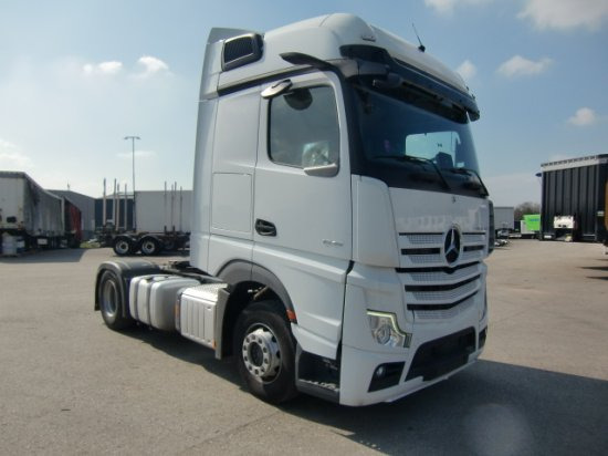 Mercedes-Benz Actros 1845 BL Giga Mirrow Cam - Tractor unit: picture 3 Mercedes-Benz Actros 1845 BL Giga Mirrow Cam - Tractor unit: picture 3