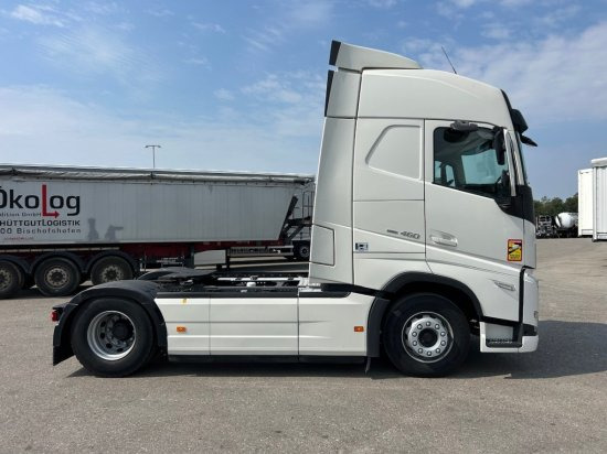 Volvo FH 460 EURO 6, I-Shift, Retarder, Globetrotter, Standklima Voll-Spoiler - Tractor unit: picture 4 Volvo FH 460 EURO 6, I-Shift, Retarder, Globetrotter, Standklima Voll-Spoiler - Tractor unit: picture 4