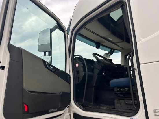 Tractor unit Volvo FH 500 EURO 6, I-Shift, Globetrotter, Standklima: picture 12
