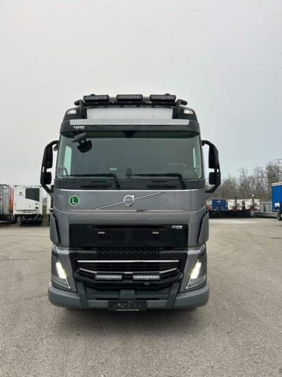 Volvo FH 16 650 6x4 Langholzzug + Doll M2K-9L Nachläufer mit Palfinger Epsilon S260C96, I-Shift, Retarder, - Log truck, Crane truck: picture 2 Volvo FH 16 650 6x4 Langholzzug + Doll M2K-9L Nachläufer mit Palfinger Epsilon S260C96, I-Shift, Retarder, - Log truck, Crane truck: picture 2