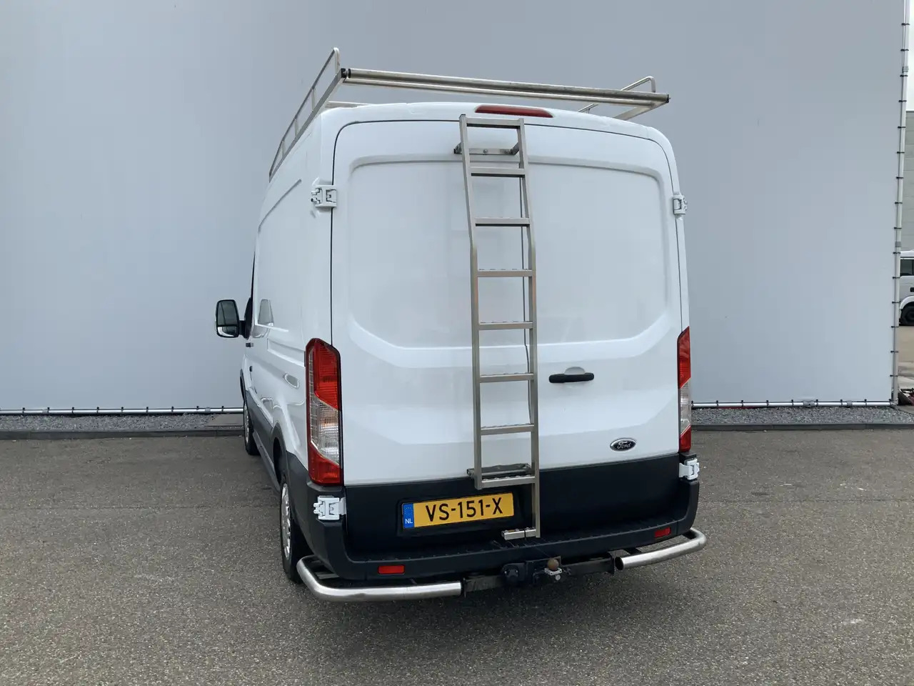 Ford Transit 310 2.2 TDCI L2H2 Trend Airco Cruise Navi 3 Zits I - Panel van: picture 2 Ford Transit 310 2.2 TDCI L2H2 Trend Airco Cruise Navi 3 Zits I - Panel van: picture 2