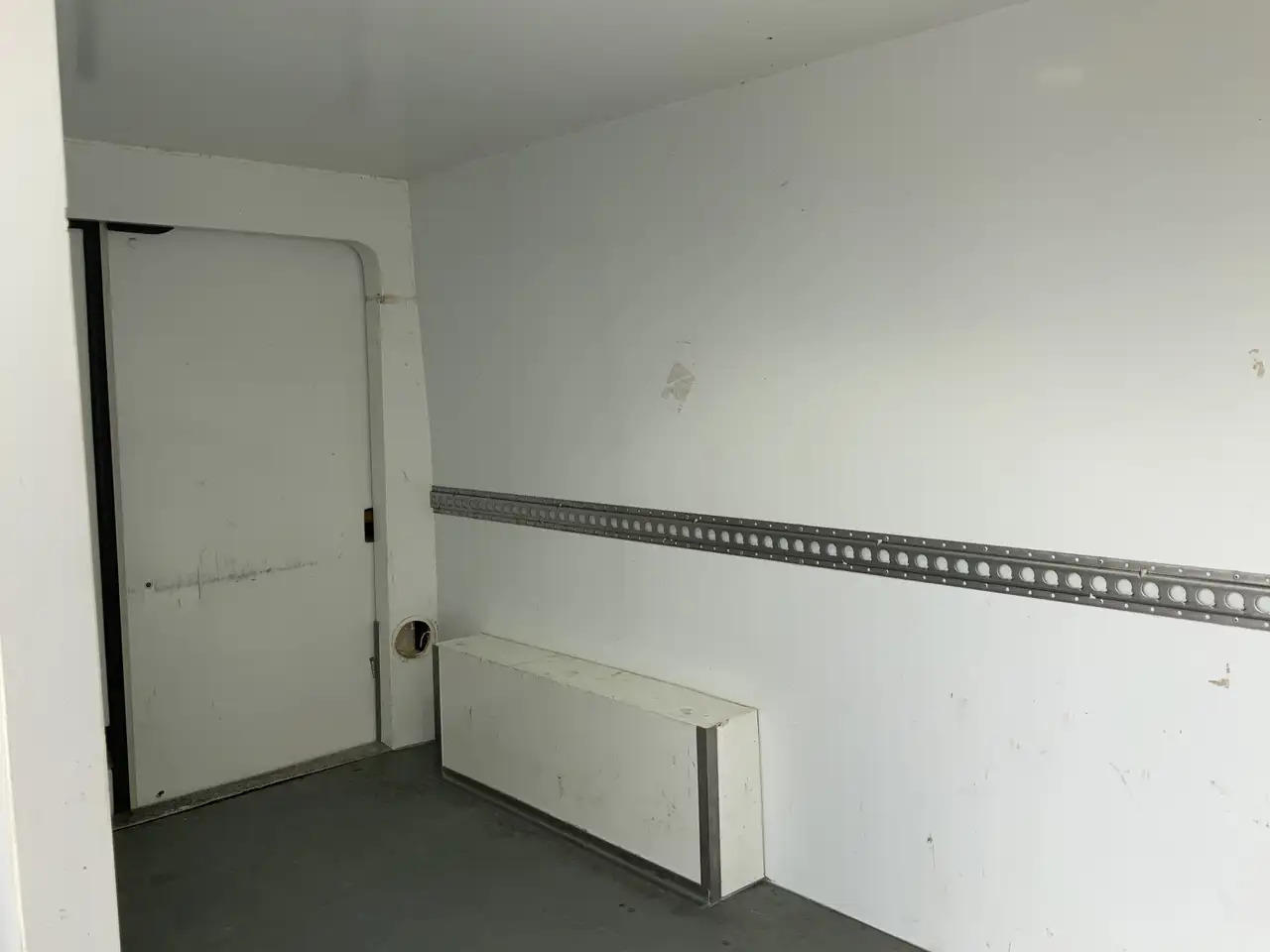 Ford Transit 350 2.0 TDCI L3H2 Trend Koelauto & Vries Automaat - Refrigerated van: picture 5 Ford Transit 350 2.0 TDCI L3H2 Trend Koelauto & Vries Automaat - Refrigerated van: picture 5