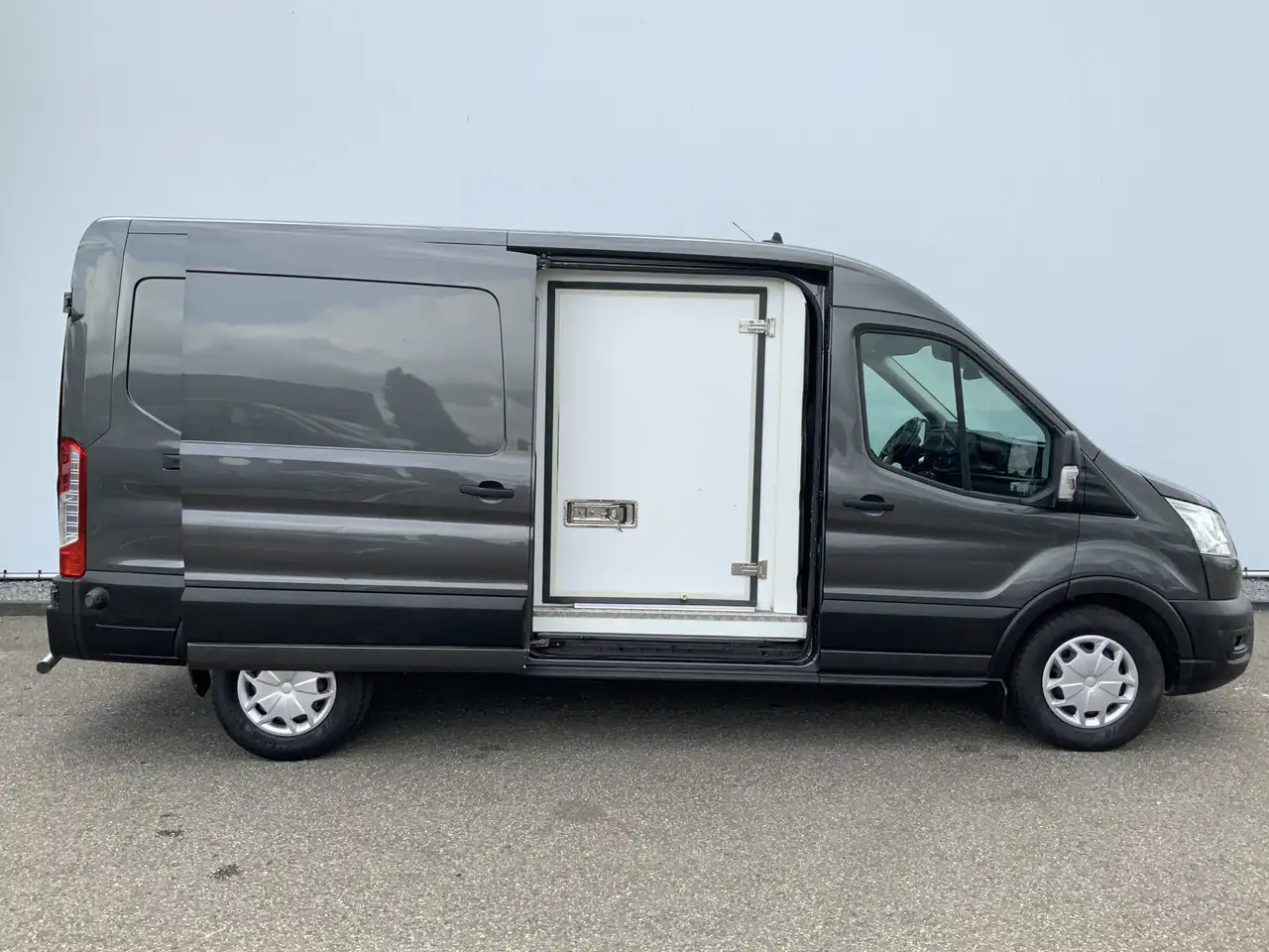 Ford Transit 350 2.0 TDCI L3H2 Trend Koelauto & Vries Automaat - Refrigerated van: picture 2 Ford Transit 350 2.0 TDCI L3H2 Trend Koelauto & Vries Automaat - Refrigerated van: picture 2