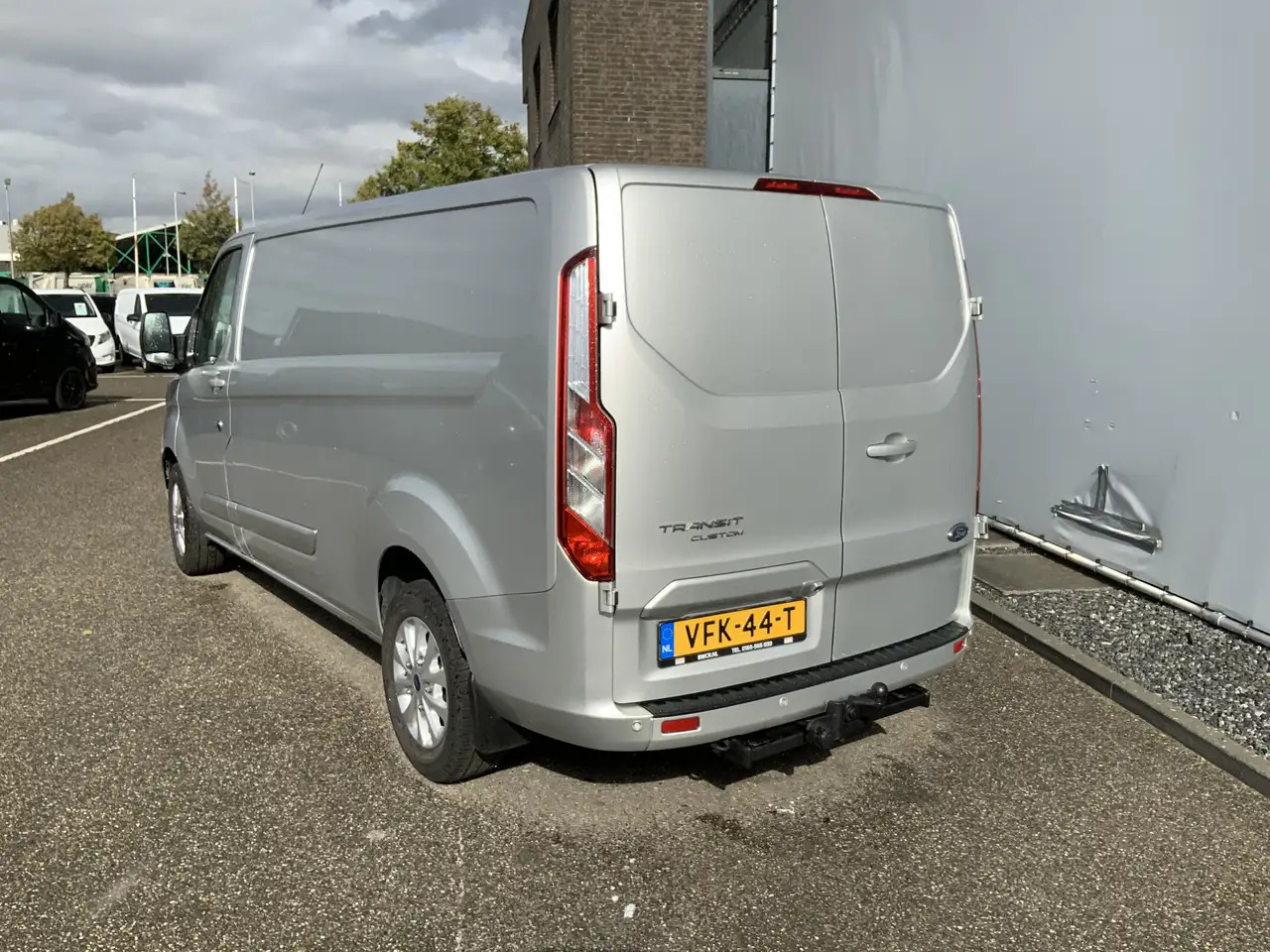 Ford Transit Custom 300 2.0 TDCI L2H2 (MOTOR DEFECT!!) Airco Navi 3 Zi - Panel van: picture 4 Ford Transit Custom 300 2.0 TDCI L2H2 (MOTOR DEFECT!!) Airco Navi 3 Zi - Panel van: picture 4