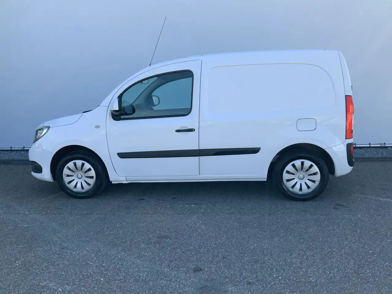 Mercedes-Benz Citan 109 CDI Airco Cruise Euro 5 - Small van: picture 3 Mercedes-Benz Citan 109 CDI Airco Cruise Euro 5 - Small van: picture 3