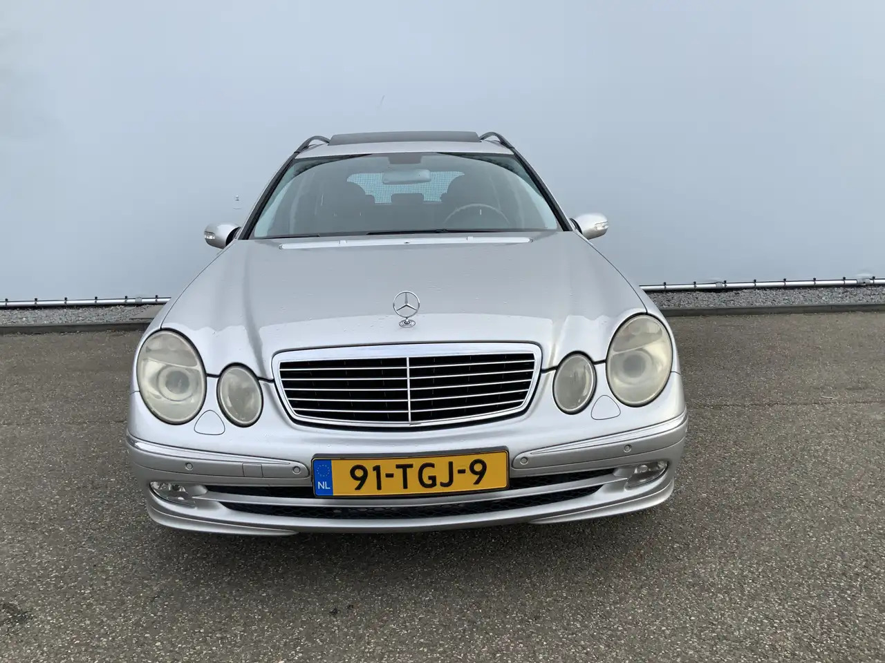 Car Mercedes-Benz E 500 Combi V8 Elegance 4-Matic airmatic,full option: picture 18