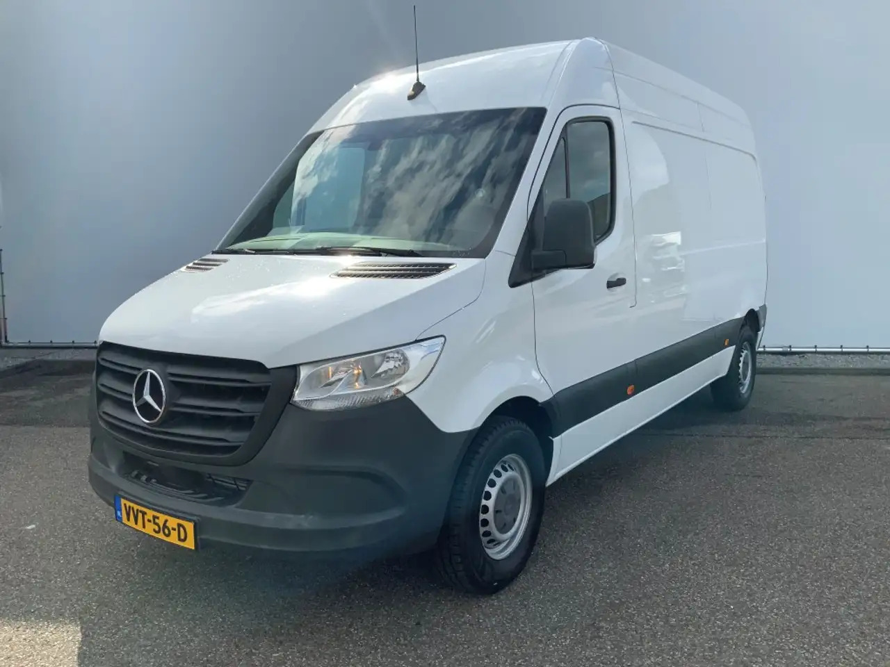 Mercedes-Benz Sprinter 314 2.2 CDI 366 L2H2 Airco 3 Zits Euro 6 - Panel van: picture 1 Mercedes-Benz Sprinter 314 2.2 CDI 366 L2H2 Airco 3 Zits Euro 6 - Panel van: picture 1