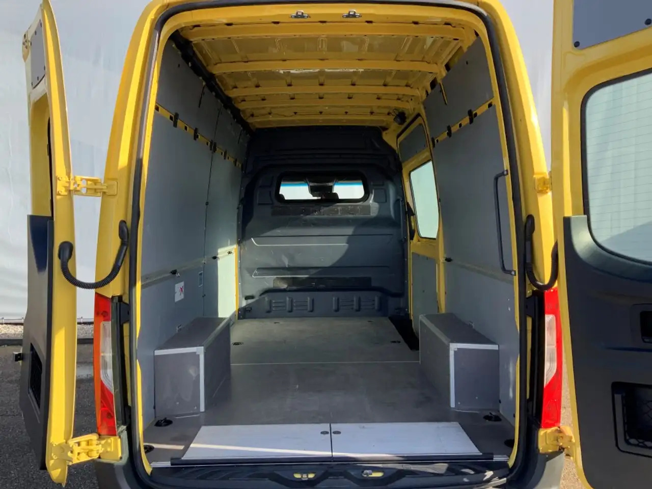 Panel van Mercedes-Benz Sprinter 314 2.2 CDI L2H2 & Laadklep& Afstandbediening Airc: picture 15