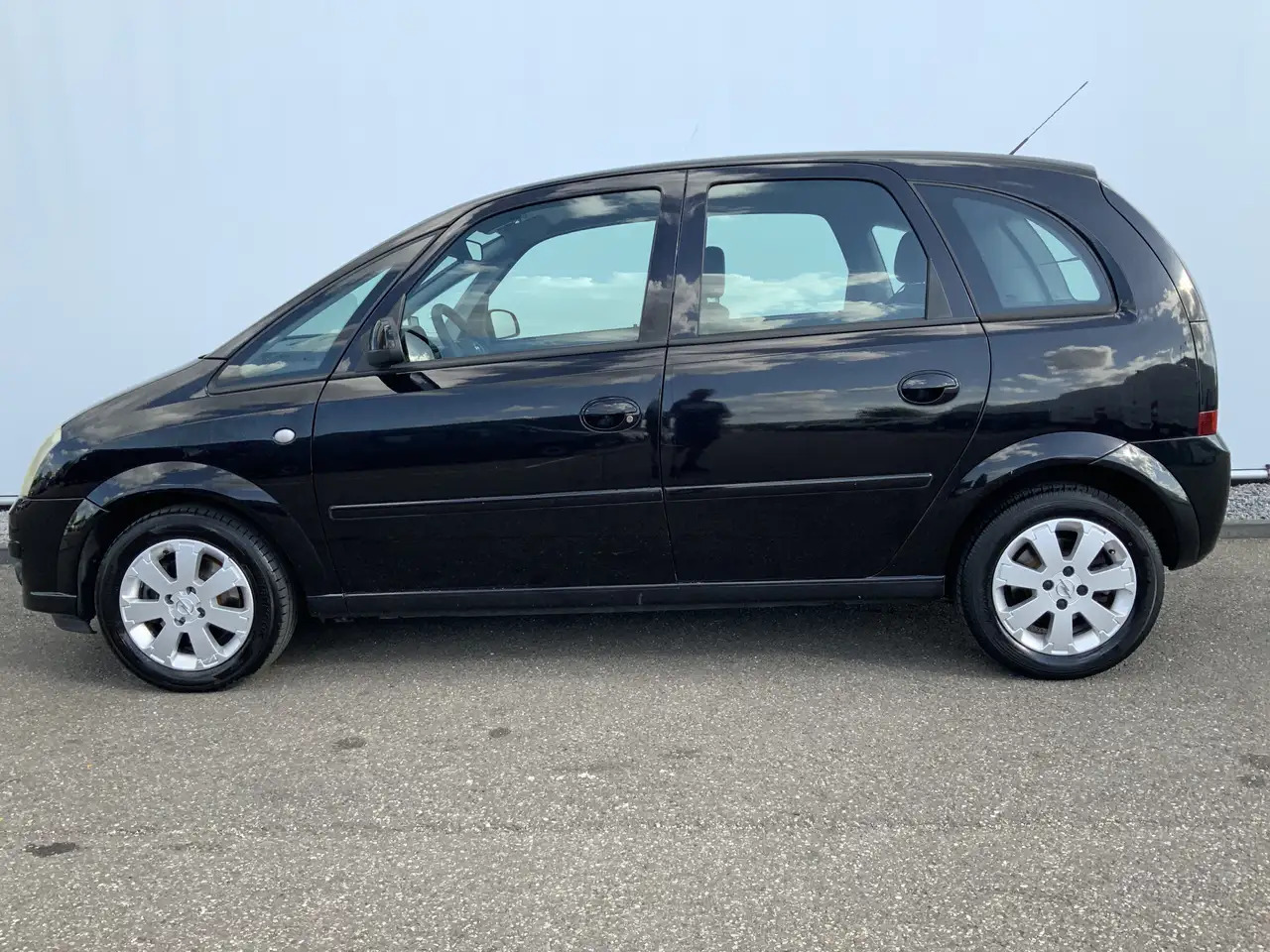 Opel Meriva 1.6-16V Temptation. Airco Alu Velg Trekhaak 1200 k - Hatchback: picture 3 Opel Meriva 1.6-16V Temptation. Airco Alu Velg Trekhaak 1200 k - Hatchback: picture 3
