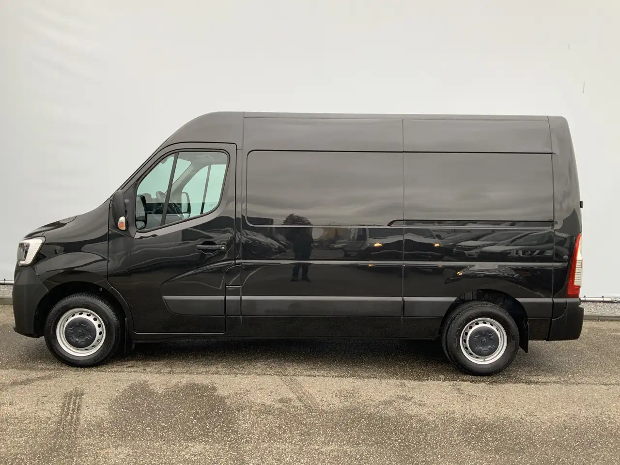 Renault Master T35 2.3 dCi 150 L2H2 Airco Cruise Camera 3 Zits Na - Panel van: picture 3 Renault Master T35 2.3 dCi 150 L2H2 Airco Cruise Camera 3 Zits Na - Panel van: picture 3