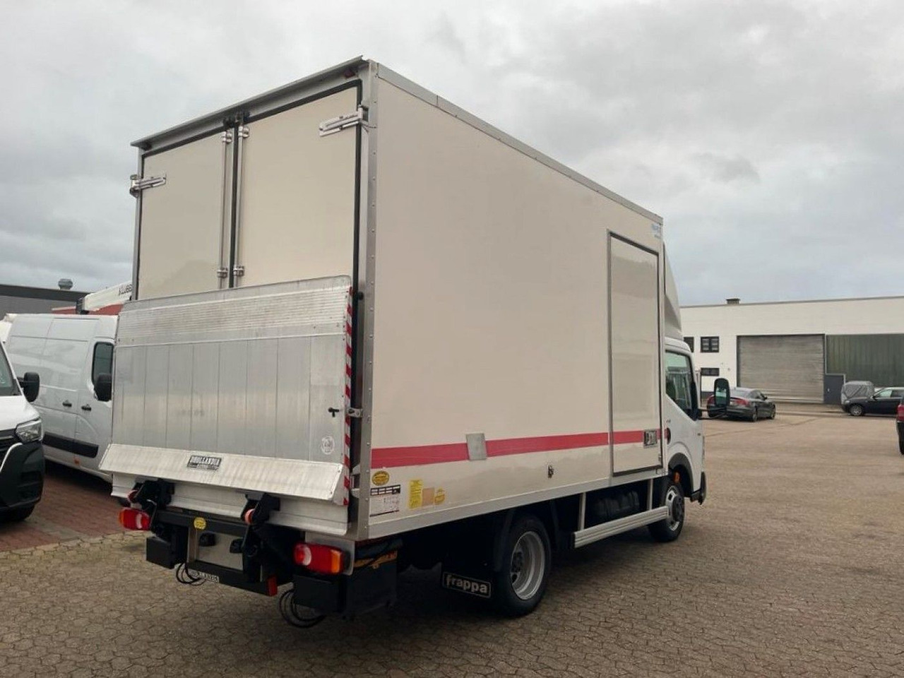 Renault Maxity Tiefkühlkoffer Multi-Temp Ladebordwand - Refrigerated van: picture 4 Renault Maxity Tiefkühlkoffer Multi-Temp Ladebordwand - Refrigerated van: picture 4