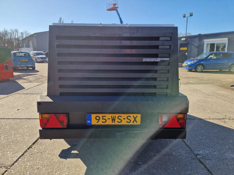 Kaeser M82 in zeer nette staat! - Air compressor: picture 3 Kaeser M82 in zeer nette staat! - Air compressor: picture 3