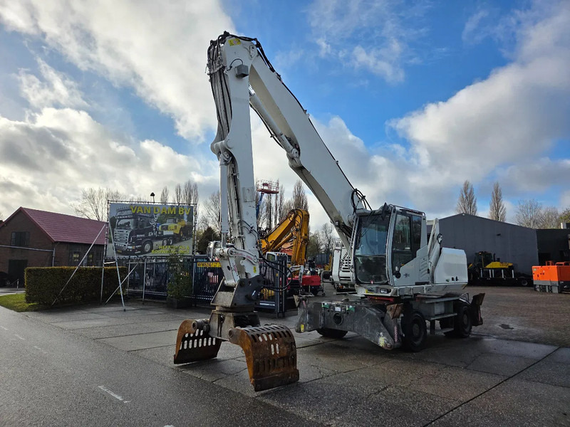Sennebogen 821 overslagkraan met sorteergrijper - Waste/ Industry handler: picture 3 Sennebogen 821 overslagkraan met sorteergrijper - Waste/ Industry handler: picture 3