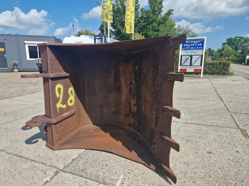 Verachtert tandenbak 1.40m. breed CW30/40 - Bucket for Construction machinery: picture 1 Verachtert tandenbak 1.40m. breed CW30/40 - Bucket for Construction machinery: picture 1