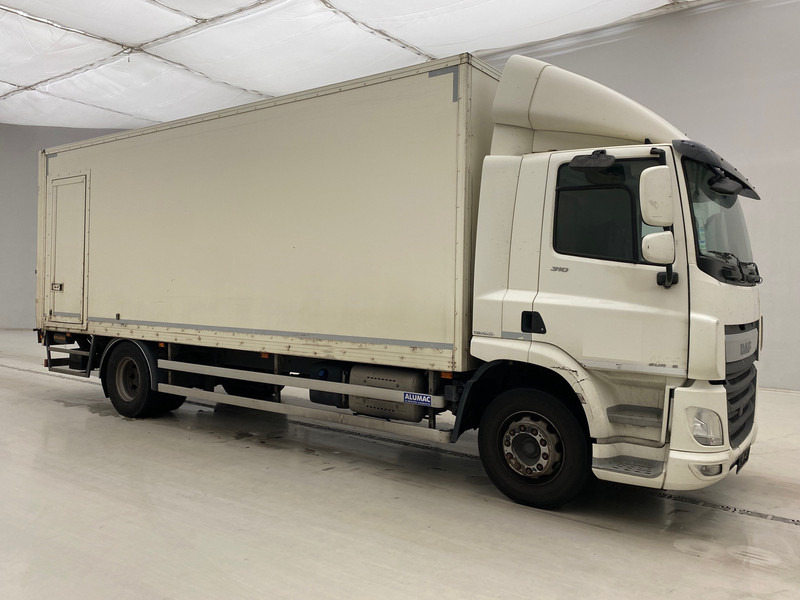 DAF CF 310 - Box truck: picture 3 DAF CF 310 - Box truck: picture 3