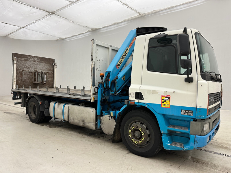 DAF CF75.250* - Dropside/ Flatbed truck, Crane truck: picture 3 DAF CF75.250* - Dropside/ Flatbed truck, Crane truck: picture 3