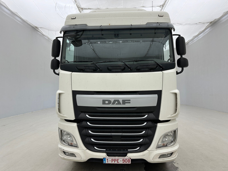 DAF XF 460 Space Cab - Cab chassis truck: picture 2 DAF XF 460 Space Cab - Cab chassis truck: picture 2