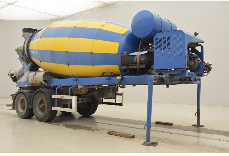 De Buf Mixer 10 m³ - Concrete mixer semi-trailer: picture 4 De Buf Mixer 10 m³ - Concrete mixer semi-trailer: picture 4