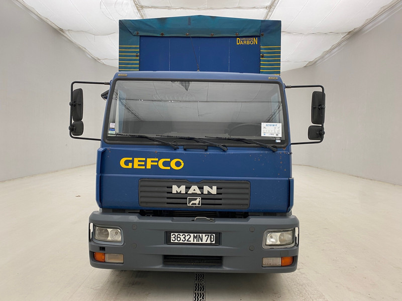 MAN LE 14.220 - Curtainsider truck: picture 2 MAN LE 14.220 - Curtainsider truck: picture 2
