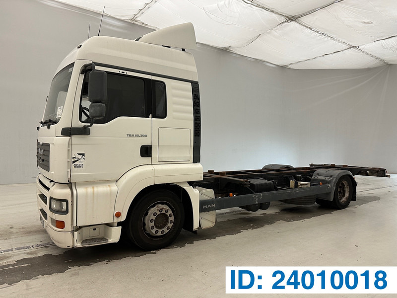 MAN TGA 18.390 - Container transporter/ Swap body truck: picture 1 MAN TGA 18.390 - Container transporter/ Swap body truck: picture 1