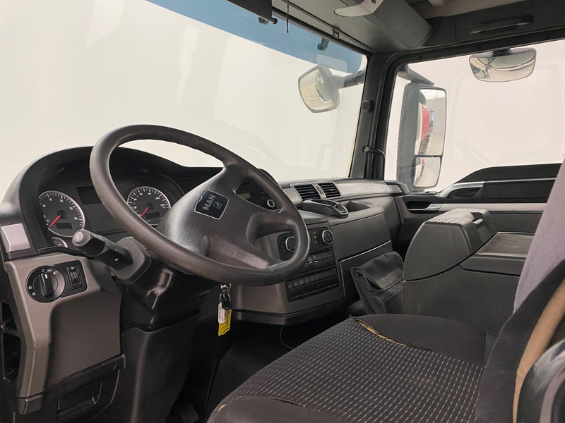 Concrete mixer truck MAN TGS 32.400 - 8x4: picture 8