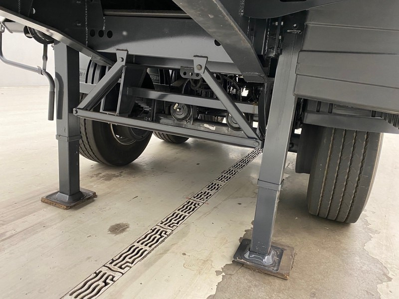 New Container transporter/ Swap body semi-trailer SERGOMEL Chassis/Plateau 20FT - NEW: picture 12