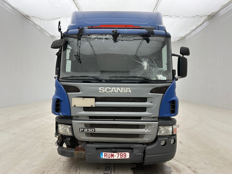 Scania P230 - Curtainsider truck: picture 3 Scania P230 - Curtainsider truck: picture 3