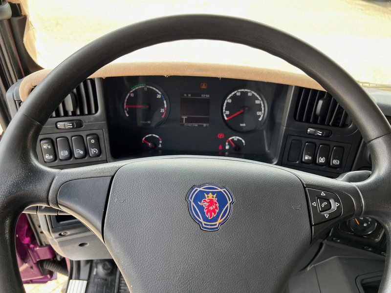 Refrigerator truck Scania P230: picture 14