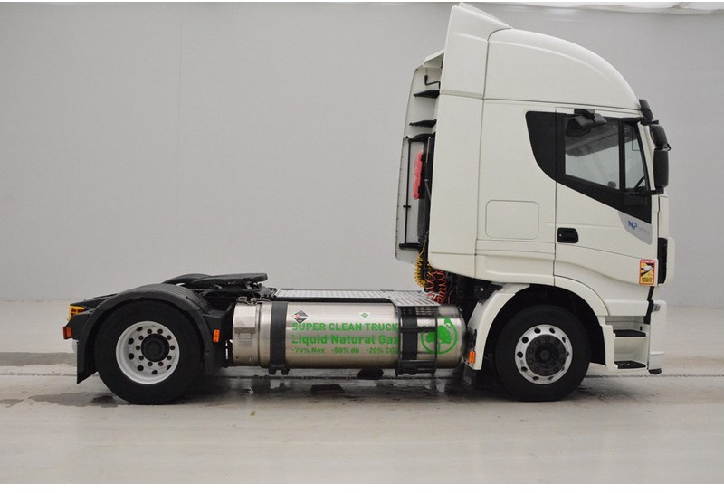 Iveco Stralis AS440S40 LNG Natural Power* - Tractor unit: picture 5 Iveco Stralis AS440S40 LNG Natural Power* - Tractor unit: picture 5