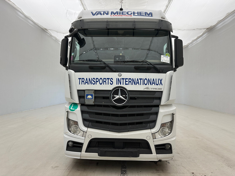 Mercedes-Benz Actros 1842 - Tractor unit: picture 2 Mercedes-Benz Actros 1842 - Tractor unit: picture 2