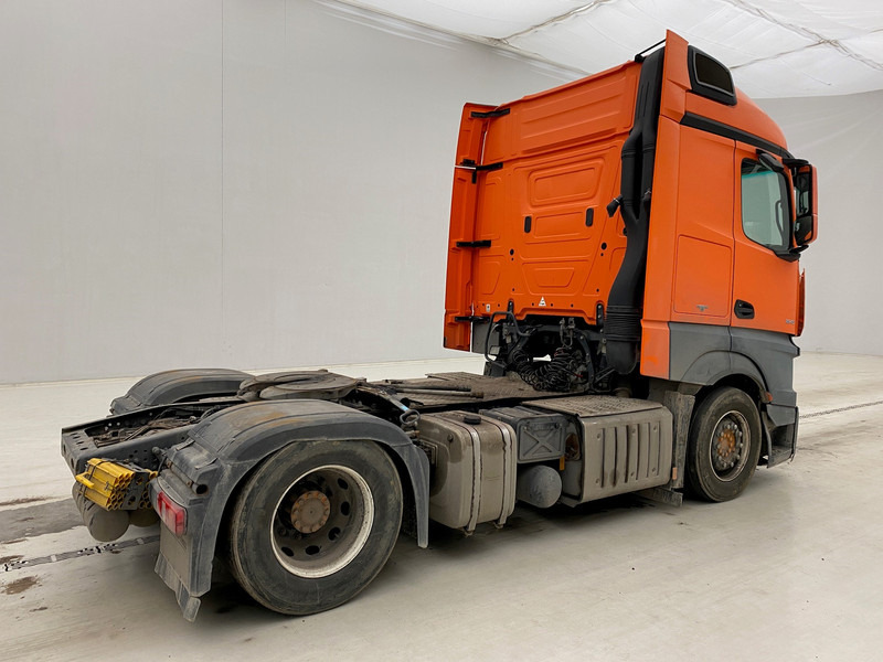 Mercedes-Benz Actros 1945 - Tractor unit: picture 4 Mercedes-Benz Actros 1945 - Tractor unit: picture 4