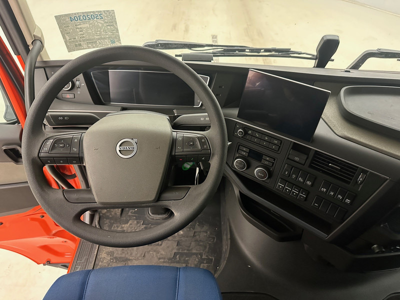 Tractor unit Volvo FH 500 Globetrotter: picture 8