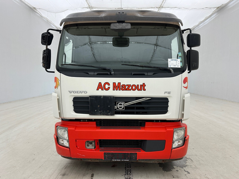 Volvo FE 280 - Tank truck: picture 2 Volvo FE 280 - Tank truck: picture 2