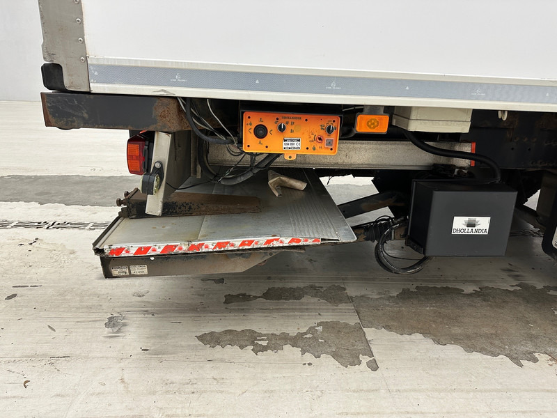 Refrigerator truck Volvo FL 220: picture 8