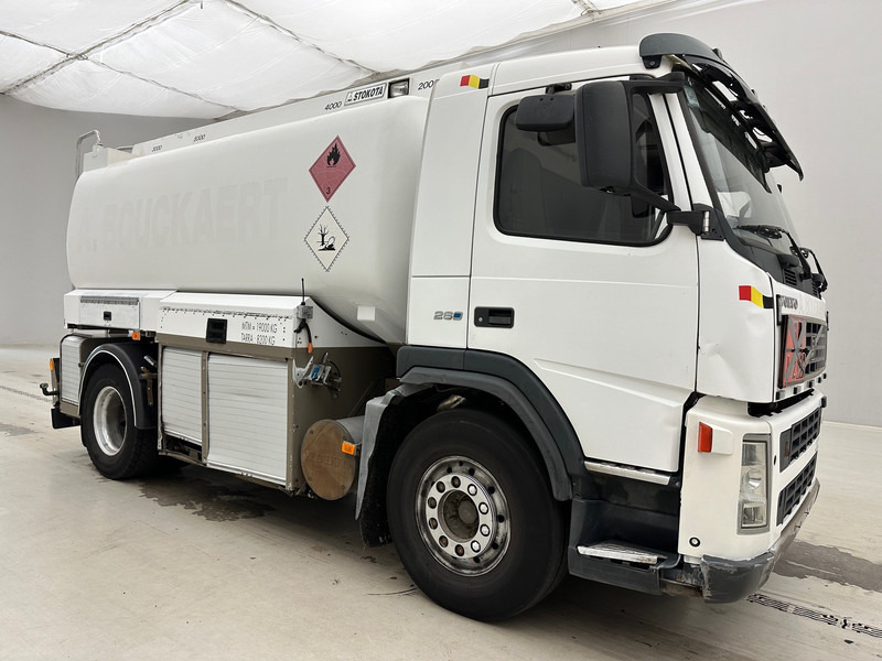 Volvo FM9.260 - Tank truck: picture 3 Volvo FM9.260 - Tank truck: picture 3