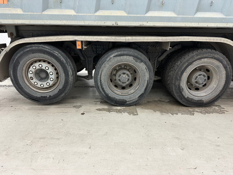 Volvo FMx460 - 8x4 - Tipper: picture 5 Volvo FMx460 - 8x4 - Tipper: picture 5