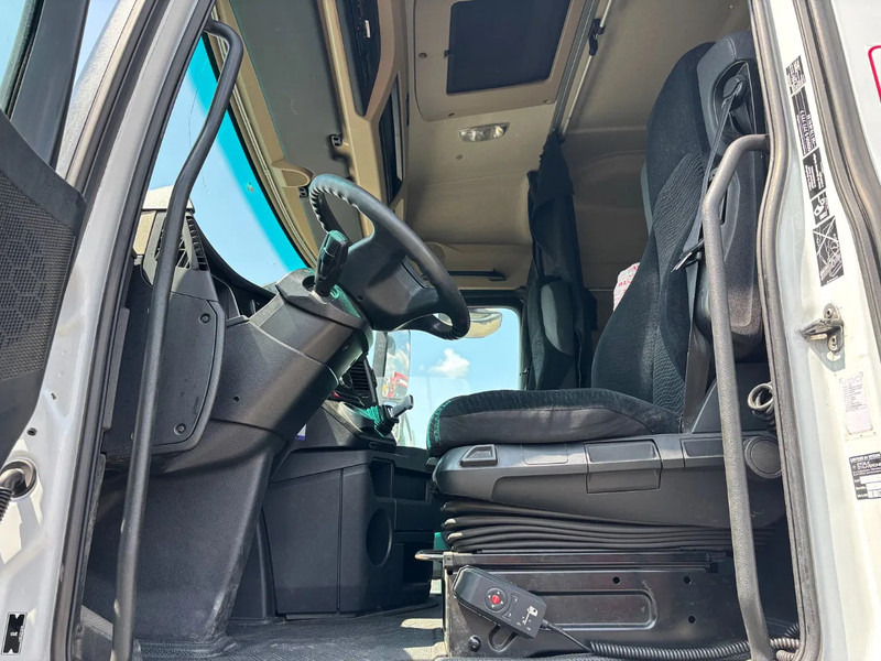 Mercedes-Benz Actros 1845 Retarder Euro 6 - Tractor unit: picture 5 Mercedes-Benz Actros 1845 Retarder Euro 6 - Tractor unit: picture 5