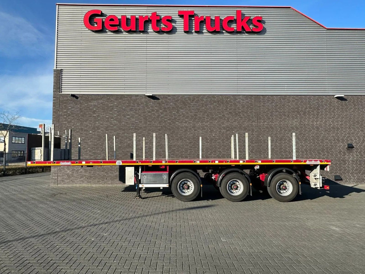 Nooteboom OVB-48-03 HYDRAULISCHE GESTUURDE BALLAST TRAILER - Dropside/ Flatbed semi-trailer: picture 1 Nooteboom OVB-48-03 HYDRAULISCHE GESTUURDE BALLAST TRAILER - Dropside/ Flatbed semi-trailer: picture 1