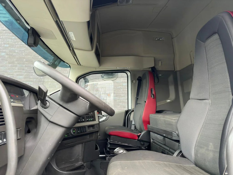 Tractor unit Volvo FH 460 6X4 TREKKER/TRACTOR/SZM EURO 6 HYDRAULIC: picture 16