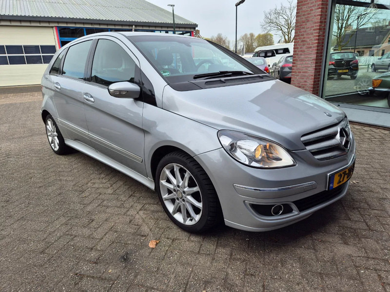 Mercedes-Benz B-Klasse 200 Automaat.trekhaak. - Car: picture 2 Mercedes-Benz B-Klasse 200 Automaat.trekhaak. - Car: picture 2