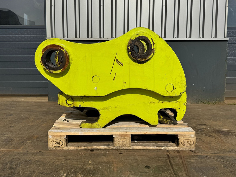 Caterpillar 352F Miller Pin-On Quick Coupler - Quick coupler: picture 2 Caterpillar 352F Miller Pin-On Quick Coupler - Quick coupler: picture 2