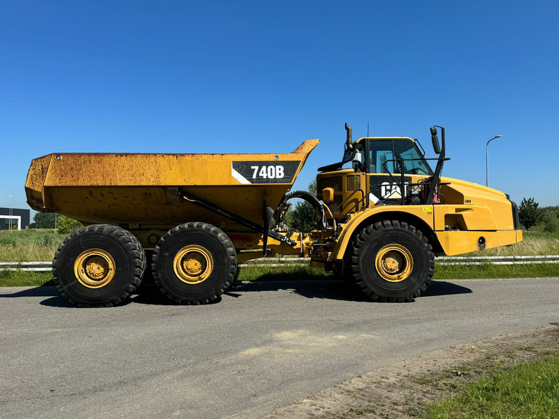 Caterpillar 740B - Articulated dumper: picture 5 Caterpillar 740B - Articulated dumper: picture 5