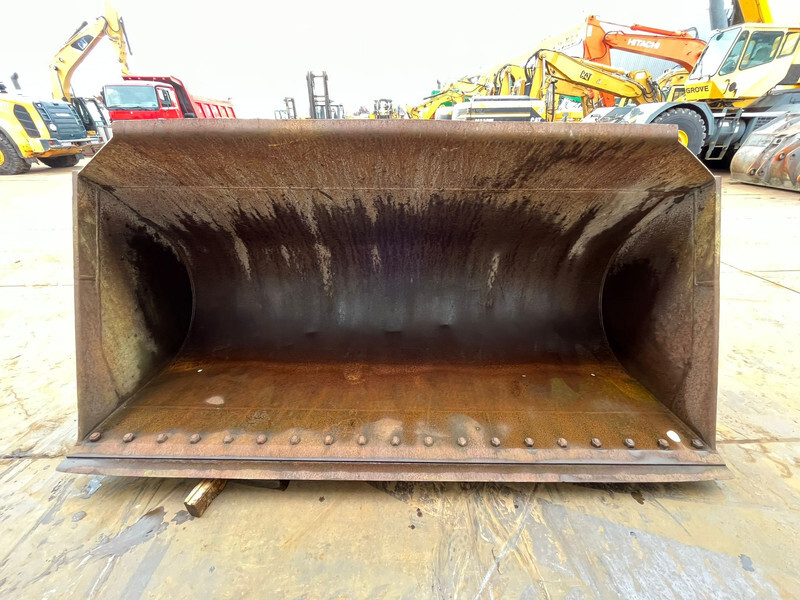 Doosan Bucket Doosan 3.5 CBM - Bucket: picture 2 Doosan Bucket Doosan 3.5 CBM - Bucket: picture 2