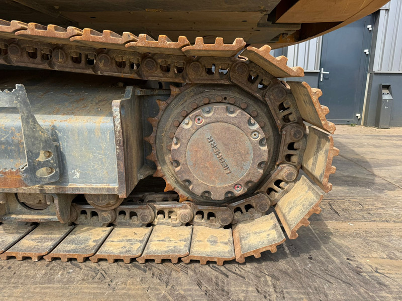Crawler excavator Liebherr R945 S-HD (R944 / R946 / R950): picture 12